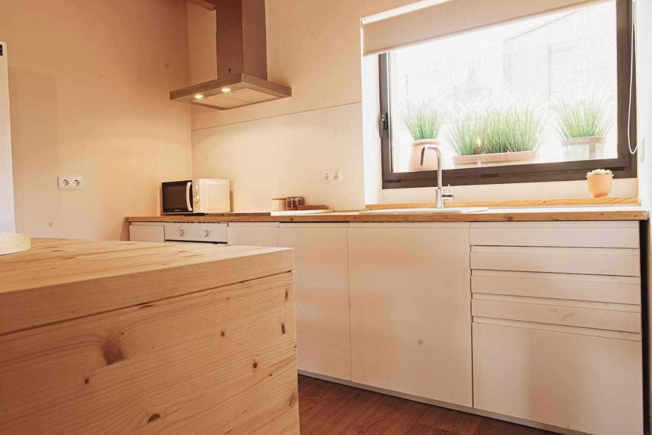 Casa Diana - B - By Lohodihomes Sant Jordi Desvalls Exterior foto