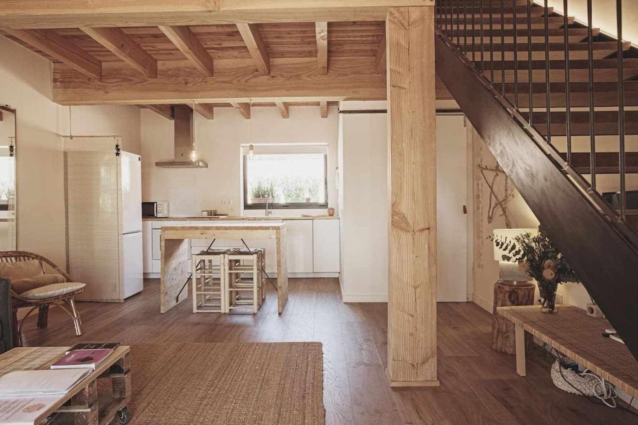 Casa Diana - B - By Lohodihomes Sant Jordi Desvalls Exterior foto