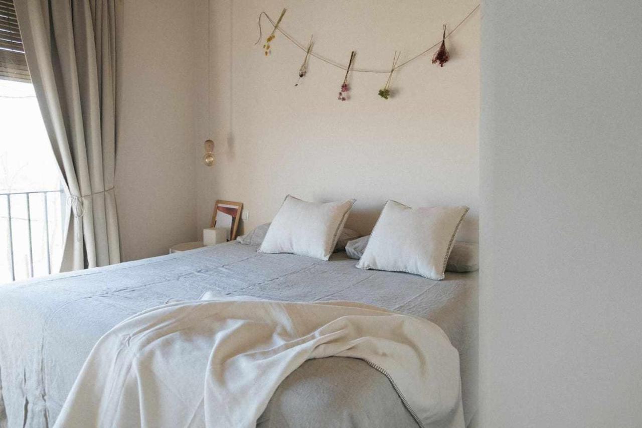 Casa Diana - B - By Lohodihomes Sant Jordi Desvalls Exterior foto